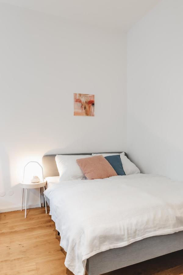 Cozy Apartment, 2 Private Terraces, 8 Min To City Center Виена Екстериор снимка